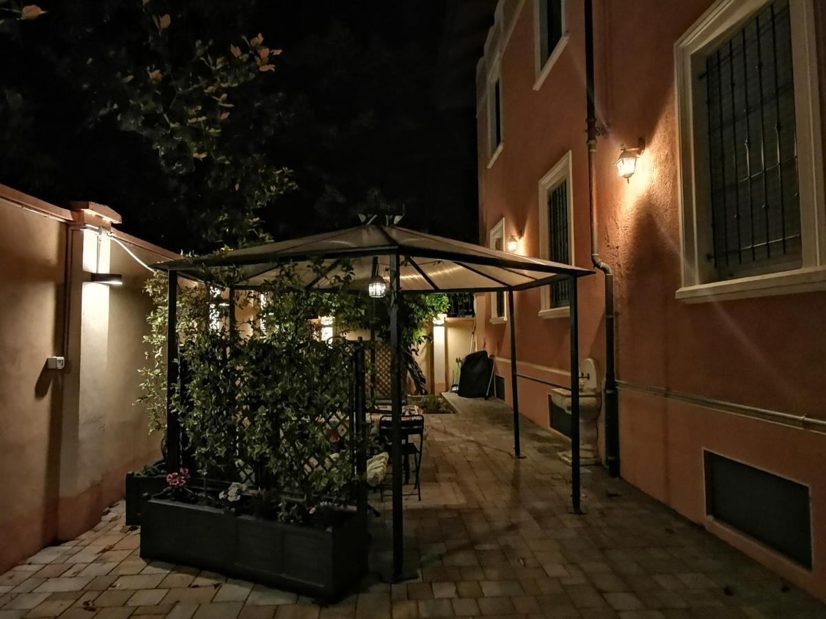 B&B Ad Quintum Torino Collegno Eksteriør bilde