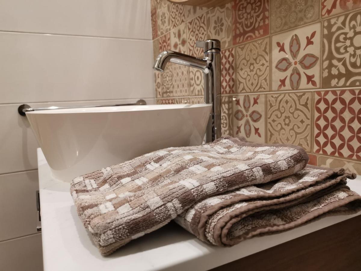 B&B Ad Quintum Torino Collegno Eksteriør bilde